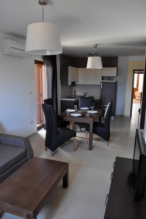 Apartments Braje Rabac Bilik gambar