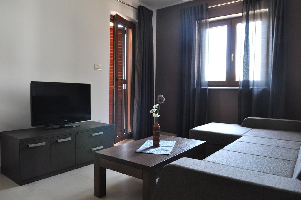 Apartments Braje Rabac Bilik gambar