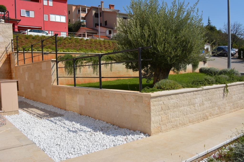 Apartments Braje Rabac Bilik gambar