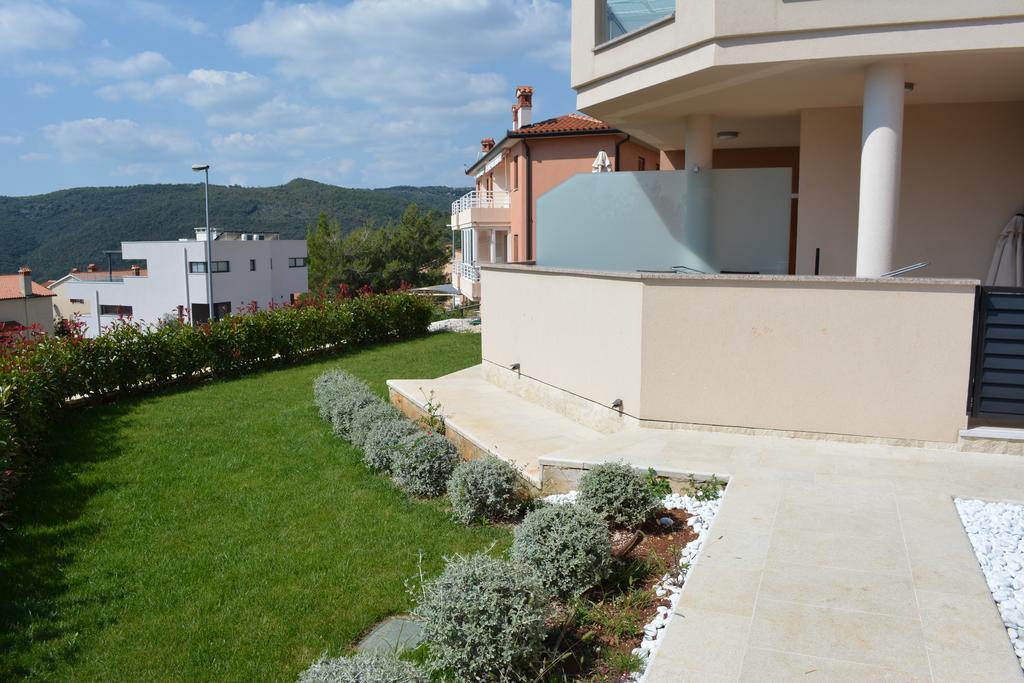 Apartments Braje Rabac Bilik gambar